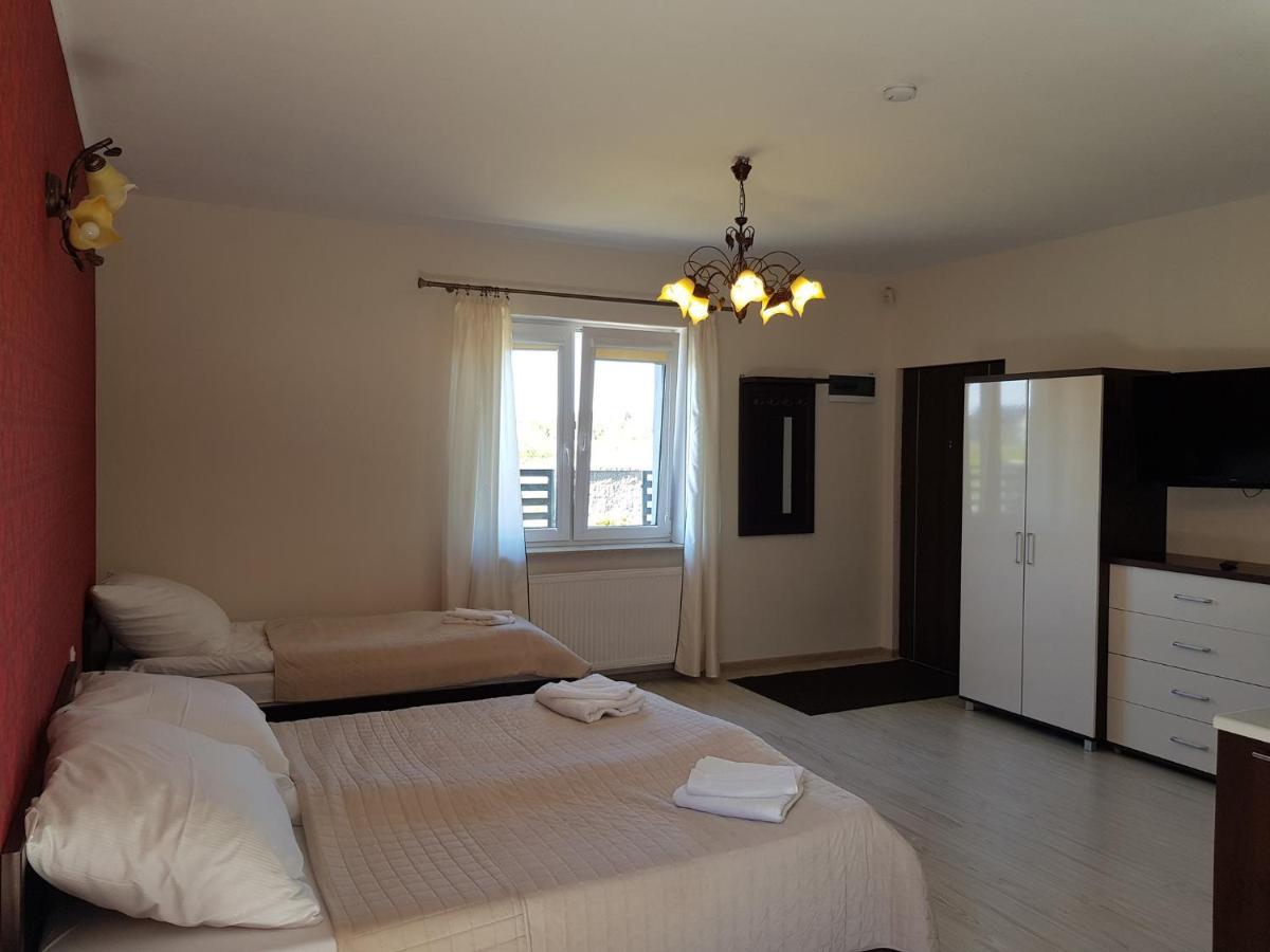 Apartamenty Maja -Pokoje - Domy Wakacyjne -Basen Podgrzewany -Jacuzzi - Sauna Leba Exterior photo