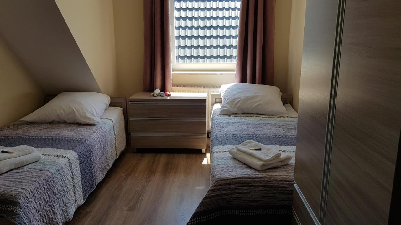 Apartamenty Maja -Pokoje - Domy Wakacyjne -Basen Podgrzewany -Jacuzzi - Sauna Leba Exterior photo